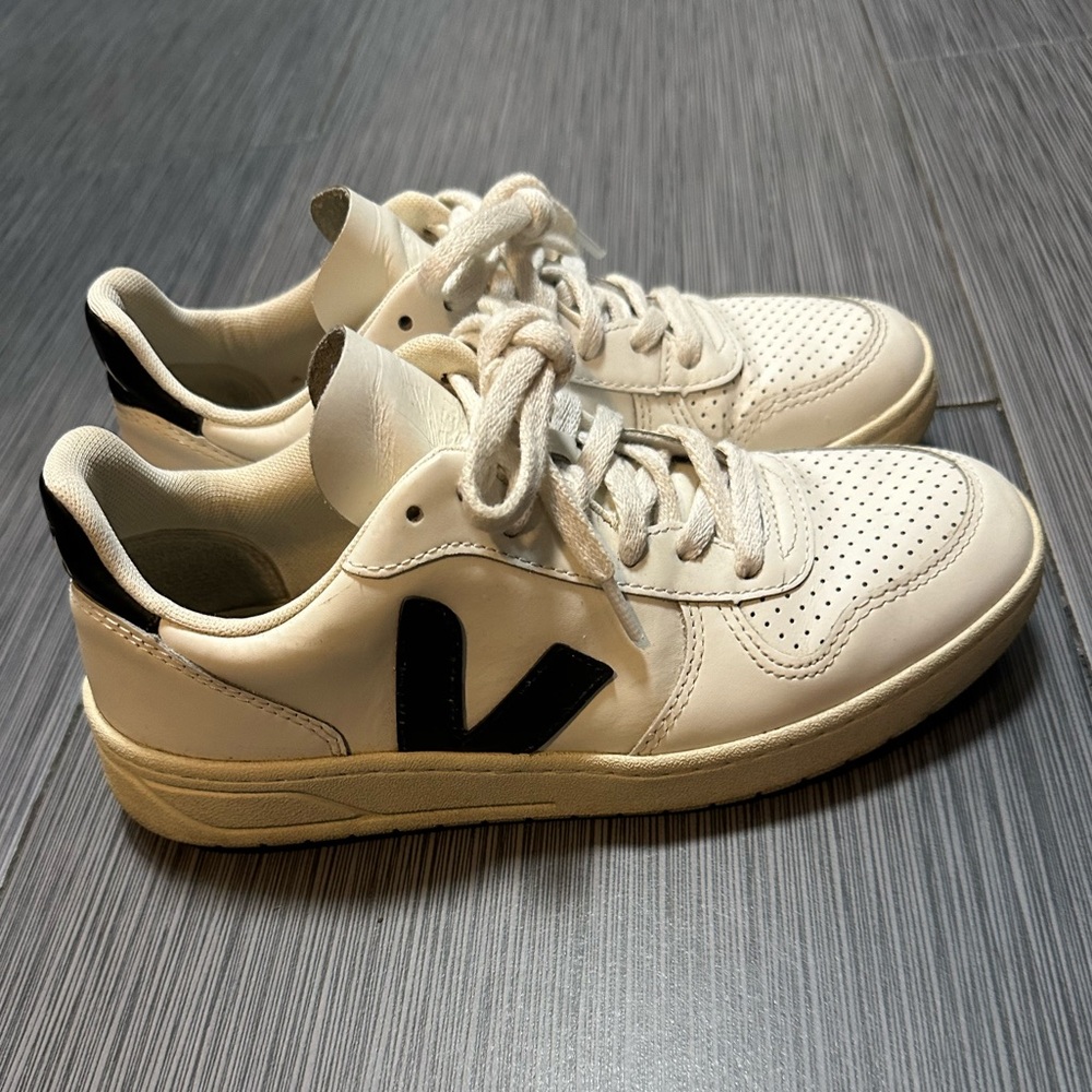 Veja V10